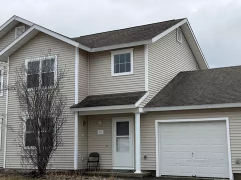 15 Forrestal Dr #15, Brunswick, ME 04011