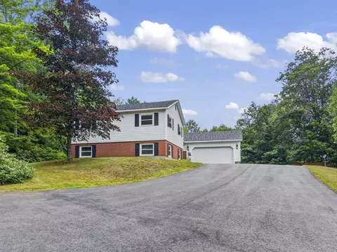 76 Rayville Rd, Otisfield, ME 04270