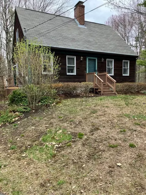 1070 Coles Hill Rd, Wells, ME 04090