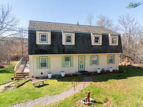 22932295 S Princeton Rd, Baileyville, ME 04694