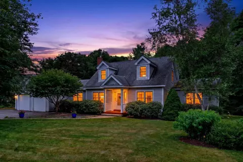 12 Jewell St, Brunswick, ME 04011