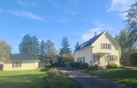 34 Dyer St, Presque Isle, ME 04769