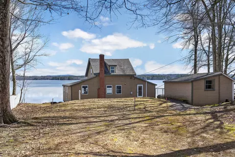 52 Lester Ln, Burnham, ME 04922