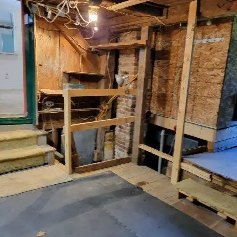 Entry Way - 14 Arab Rd, Lee, ME 04455 photo 6 of 8
