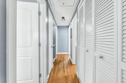 Entry Way - 8 Evergreen Dr, Freeport, ME 04032 photo 9 of 9