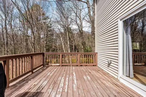 Exterior - 8 Evergreen Dr, Freeport, ME 04032 photo 11 of 22
