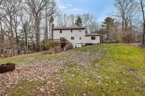 Exterior - 8 Evergreen Dr, Freeport, ME 04032 photo 19 of 22