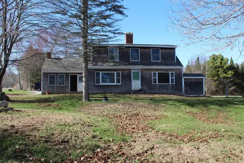 137 Clark Rd, Prospect, ME 04981