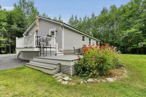 168 Baker Rd, Winterport, ME 04496