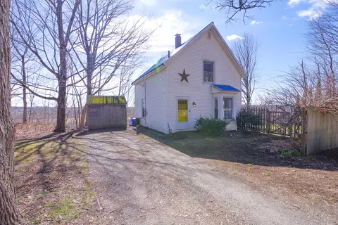 313 W Meadow Rd, Thomaston, ME 04861