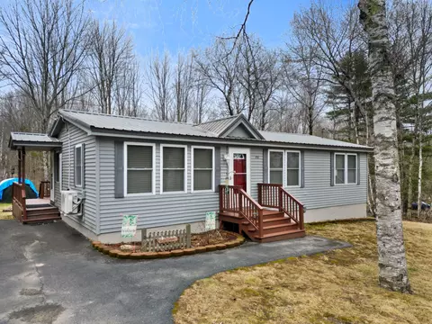 190 Transalpine Rd, Lincoln, ME 04457