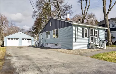 22 Lane St, Bangor, ME 04401