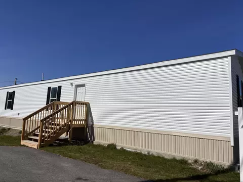 33 Black Bear Rd, Brewer, ME 04412