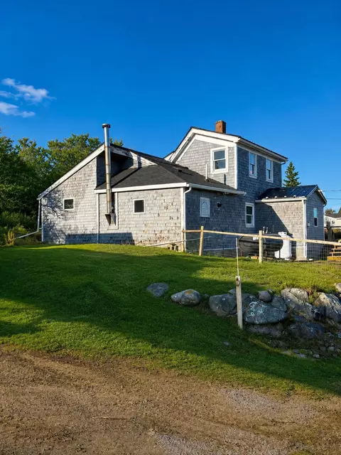 21 Sadler Point Rd, Jonesport, ME 04649