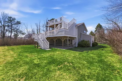 36 Bayberry Ave, Kennebunk, ME 04043