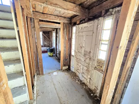 Entry Way - 662 Albion Rd, Unity, ME 04988 photo 1 of 2