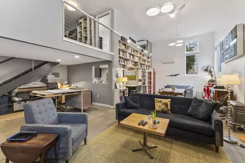 145 Anderson St #4, Portland, ME 04101