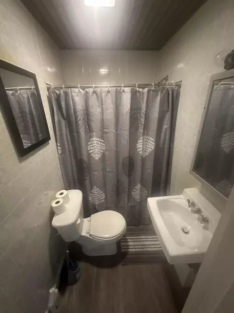 Bath - 99 State St, Millinocket, ME 04462 photo 1 of 4