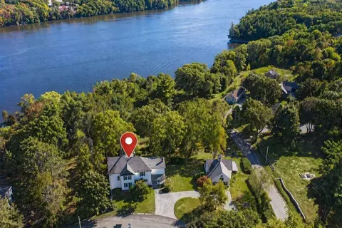 59 Summer St, Hampden, ME 04444