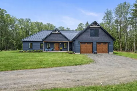 10 Dandelion Rock Ln, Belgrade, ME 04917