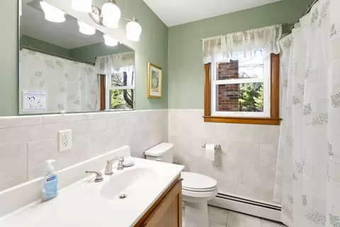 Bath - 85 Longmeadow Dr, Brewer, ME 04412 photo 1 of 6