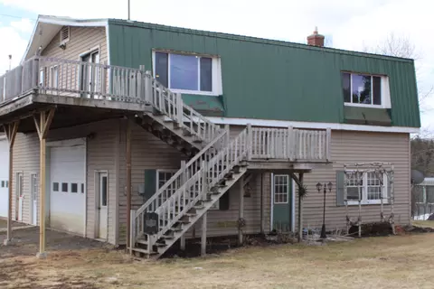 Exterior - 1010 Mapleton Rd, Mapleton, ME 04757 photo 2 of 4