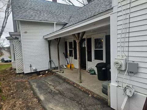 106 Main St, Dexter, ME 04930