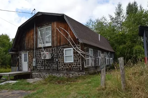 45 Ledgewood Dr, Skowhegan, ME 04976