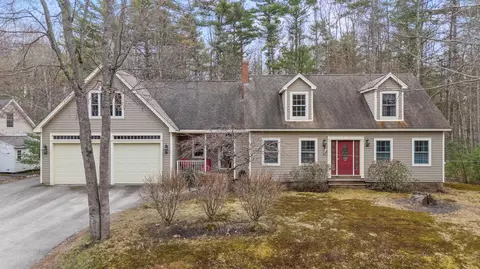 11 Hovey Ln, Brunswick, ME 04011