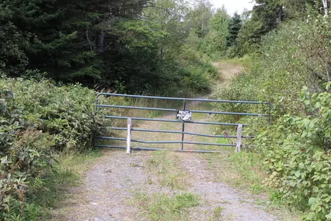 44 Paradis Ave, Frenchville, ME 04745