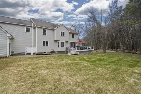 Exterior - 4 Divot Dr, Gray, ME 04039 photo 19 of 33