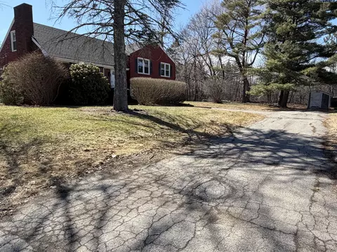 Exterior - 123 Fifteenth St, Bangor, ME 04401 photo 4 of 18