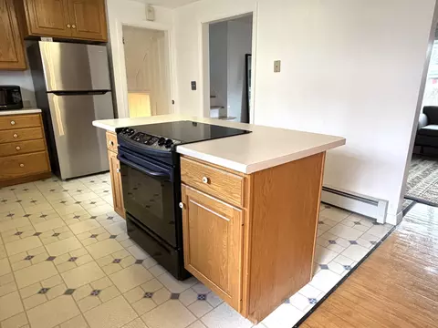 Kitchen - 123 Fifteenth St, Bangor, ME 04401 photo 4 of 7
