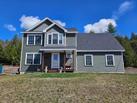 19 Panoramic Dr, Waterboro, ME 04030