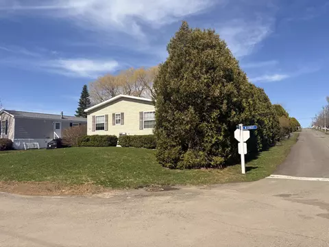 19 N St, Bangor, ME 04401
