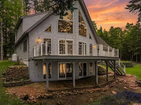 129 Maple Shore Ln, Stetson, ME 04488