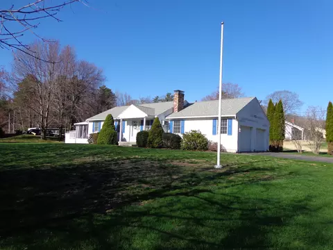 4 Moody Hts, Wells, ME 04090