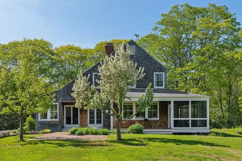 99 Quarry Rd, Scarborough, ME 04074