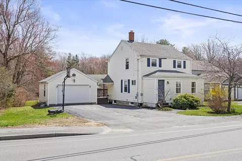 42 Narragansett St, Gorham, ME 04038