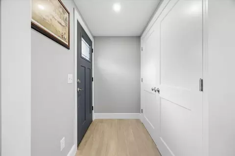 Entry Way - 42 Narragansett St, Gorham, ME 04038 photo 2 of 3