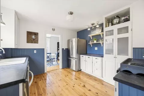 Kitchen - 42 Narragansett St, Gorham, ME 04038 photo 2 of 4