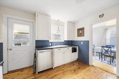 Kitchen - 42 Narragansett St, Gorham, ME 04038 photo 1 of 4