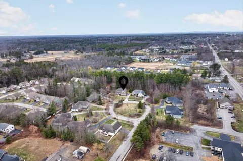 View/Area - 27 Town Cmn, Gorham, ME 04038 photo 8 of 9