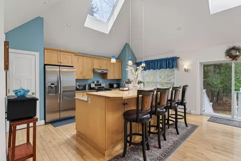 Kitchen - 27 Town Cmn, Gorham, ME 04038 photo 1 of 6