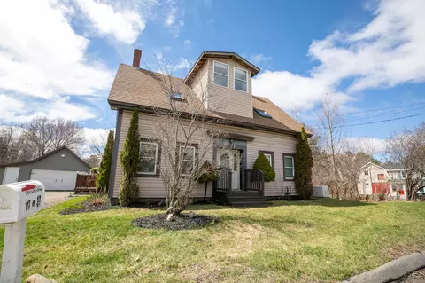 1105 N Main St, Brewer, ME 04412