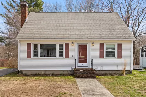 30 Kaler Rd, South Portland, ME 04106