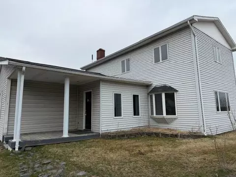 586 Main St, Madawaska, ME 04756