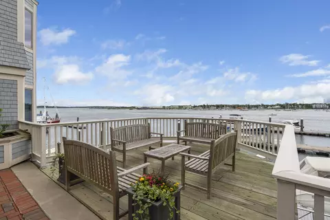 603 Chandlers Wharf #603, Portland, ME 04101