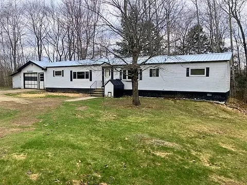 48 Farrington Rd, Jay, ME 04239