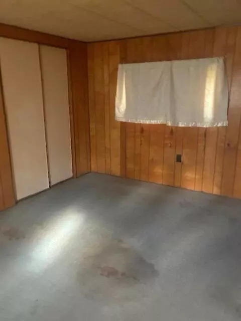 48 Farrington Rd, Jay, ME 04239 photo 9